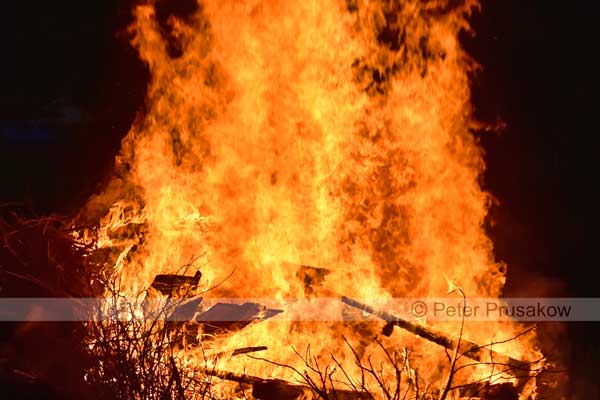 Die Osternacht wird wieder mit Feuer gefeiert – Pappenheimer Skribent